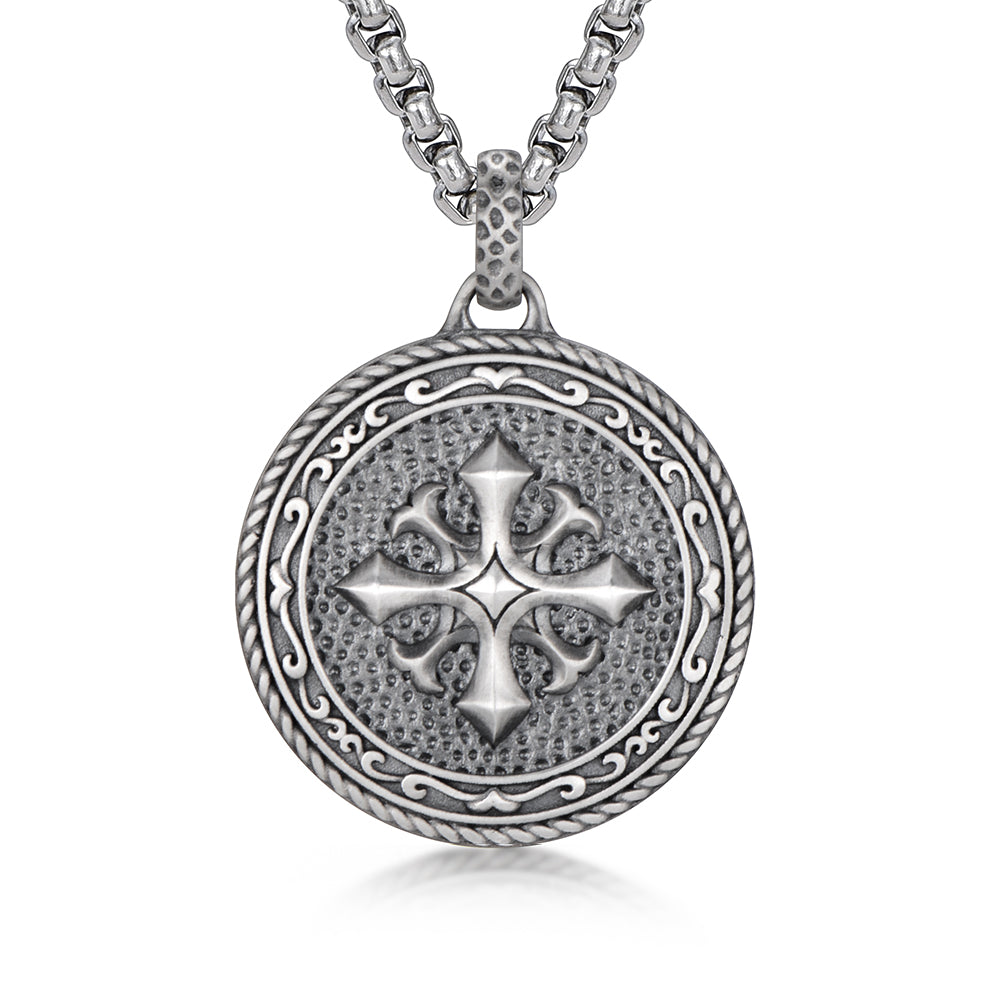 Vintage Howling Lion Round Pendant