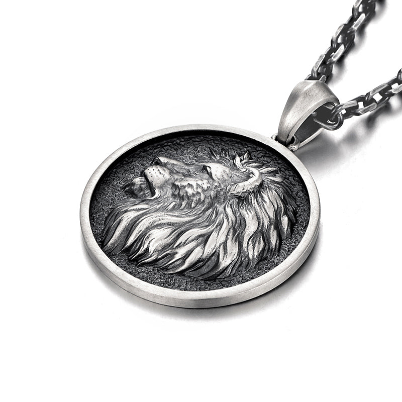 Vintage Lion Head Round Pendant