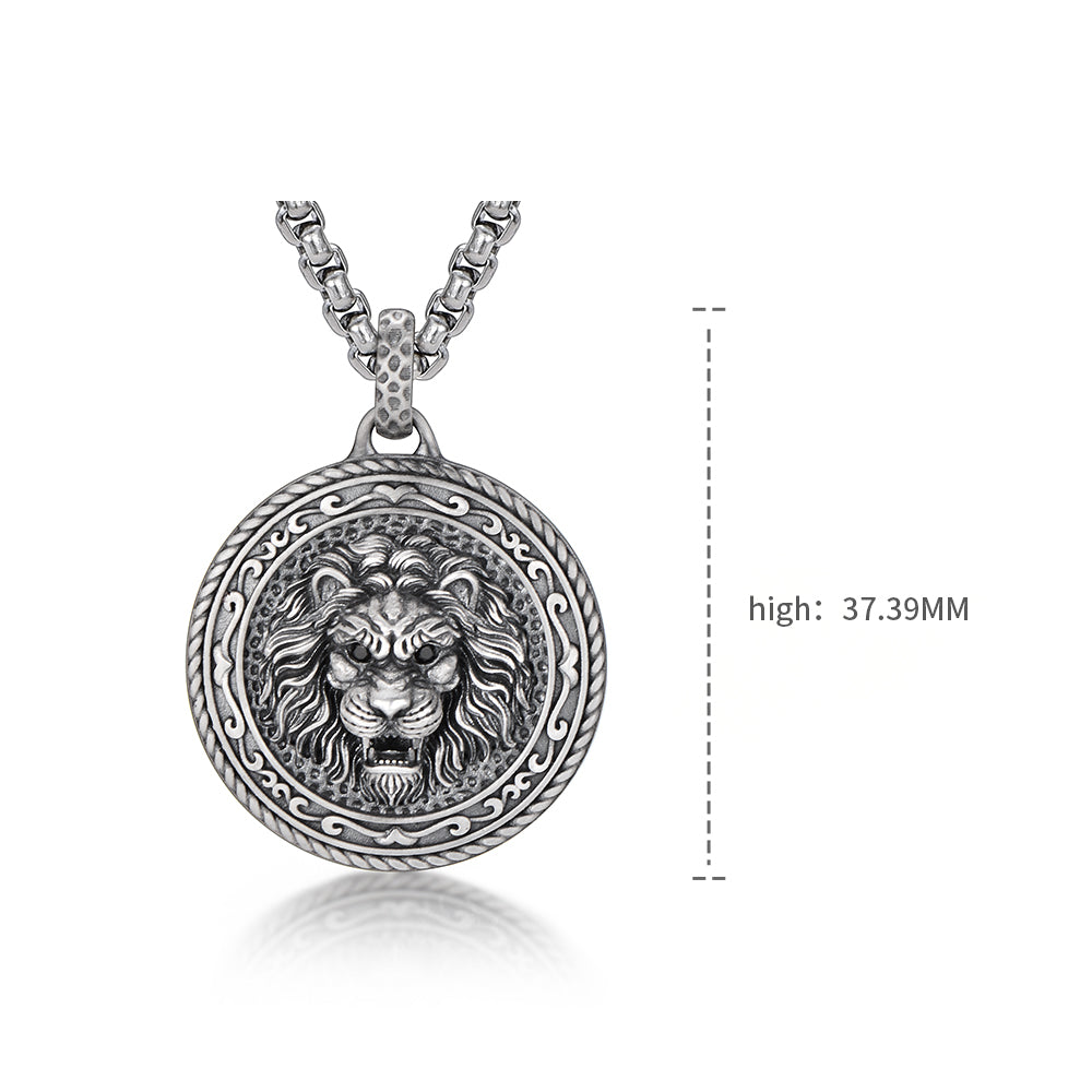 Vintage Howling Lion Round Pendant