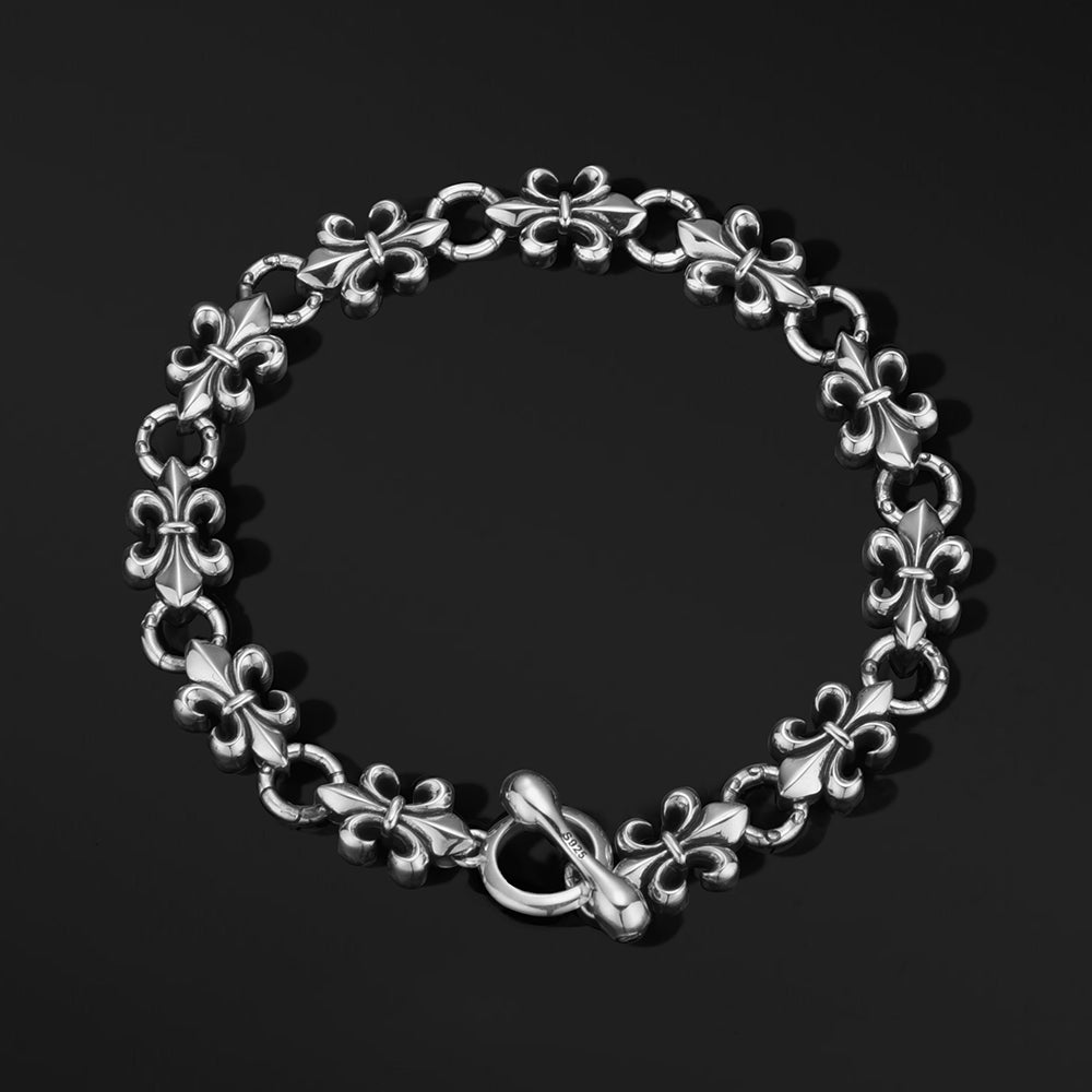 Vintage Fleur De Lis Linked Bracelet