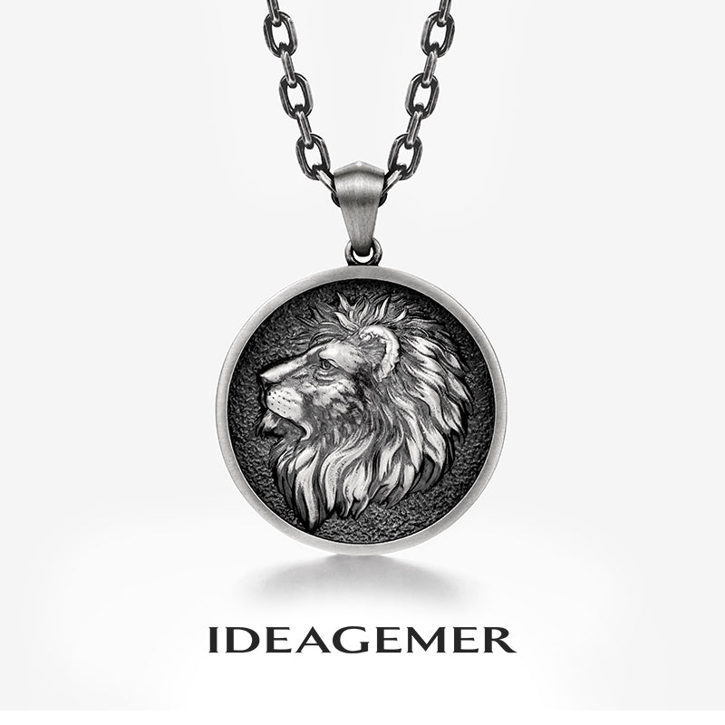 Vintage Lion Head Round Pendant
