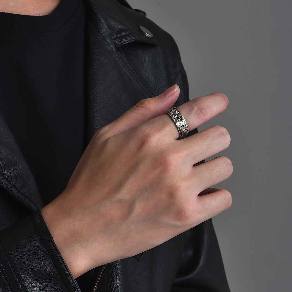 Vintage Eye Of Pyramid Ring Band