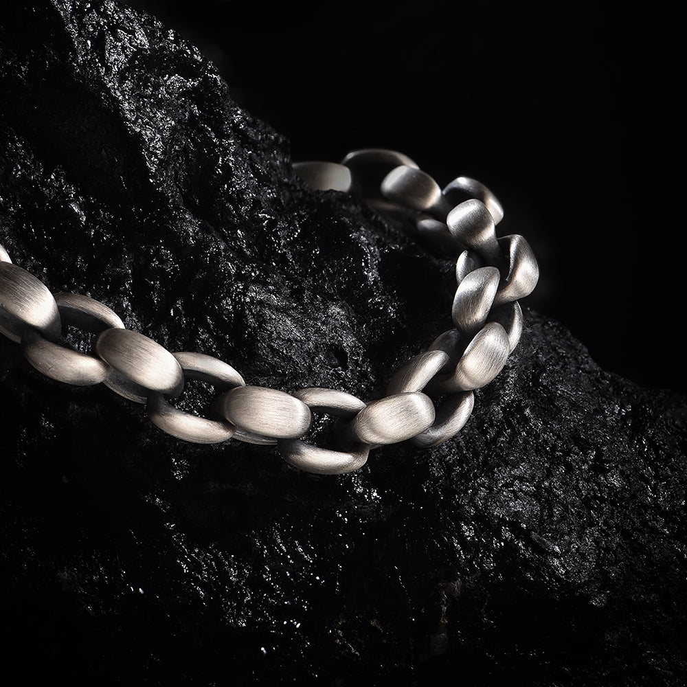 Elongated Box Chain Bracelet