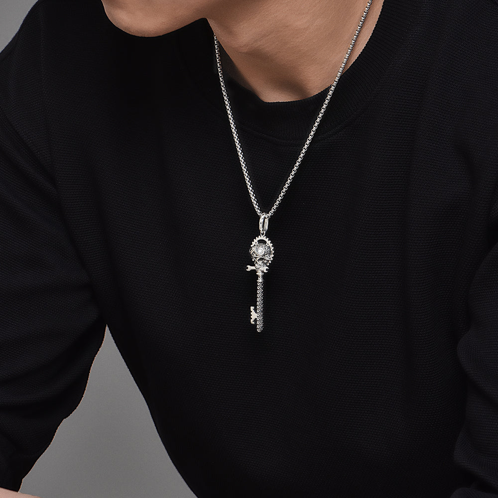 Vintage Skull Key Pendant