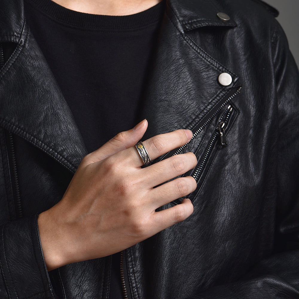 Vintage Feather Ring Band