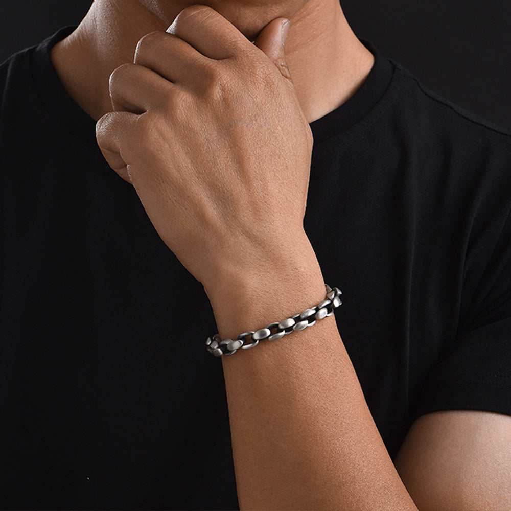 Elongated Box Chain Bracelet