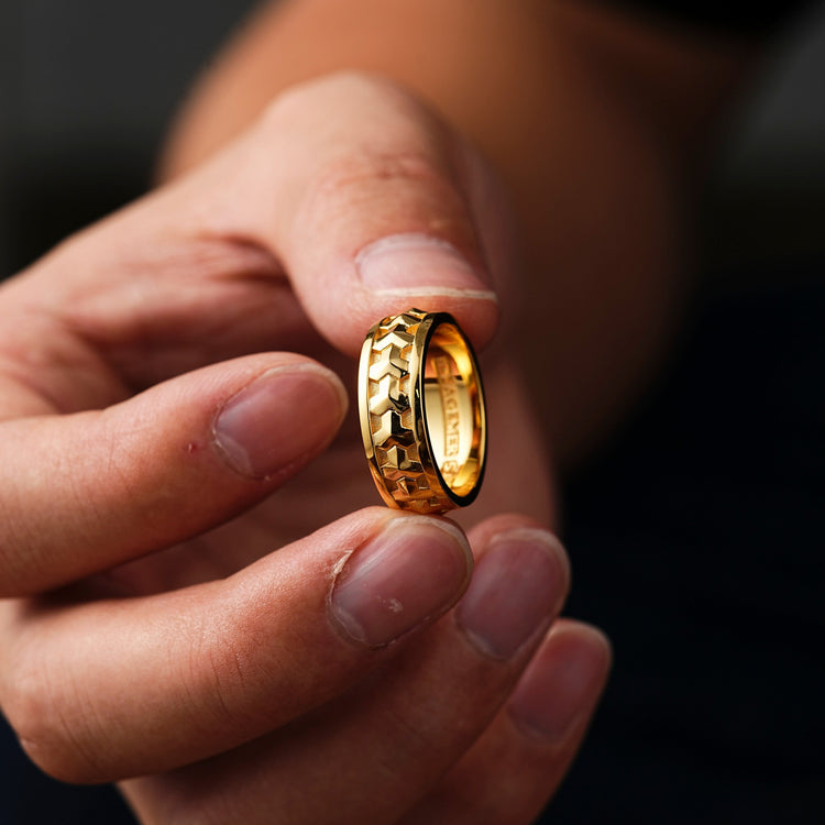 #color_yellow-gold