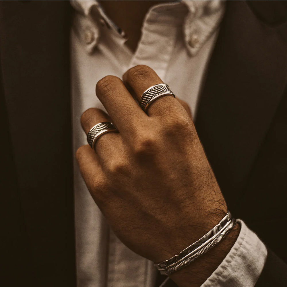 Vintage Points & Lines Ring Band