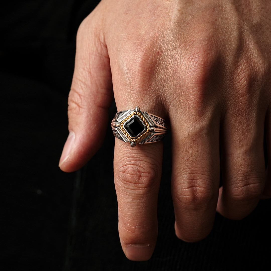 Vintage Empire Black Onyx Signet Ring