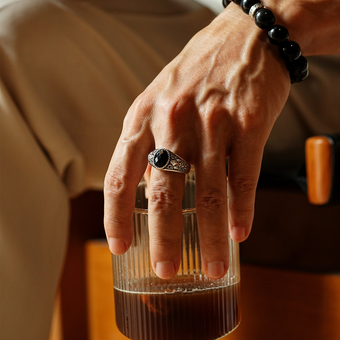 Vintage Fleur-De-Lis Black Onyx Signet Ring