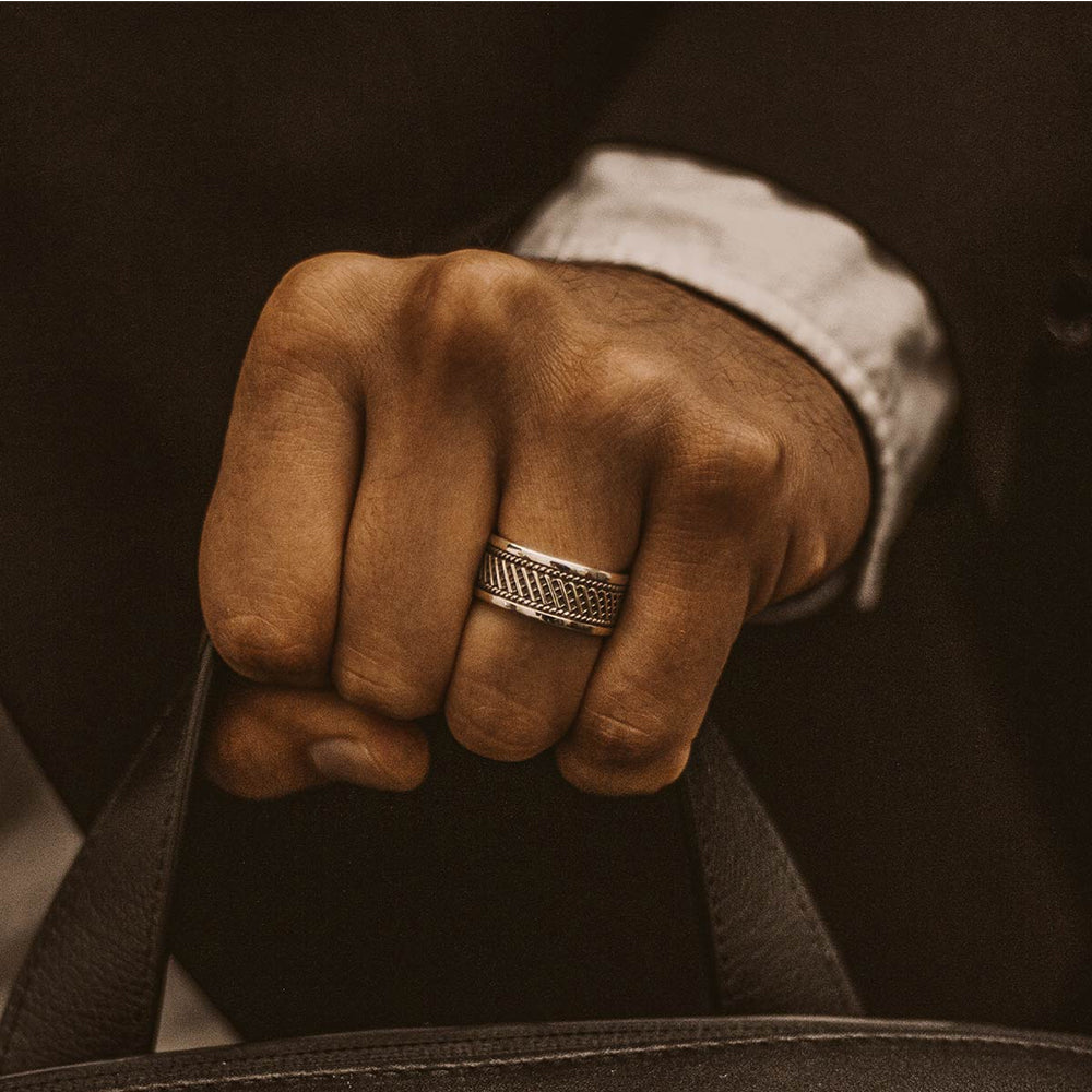 Vintage Points & Lines Ring Band