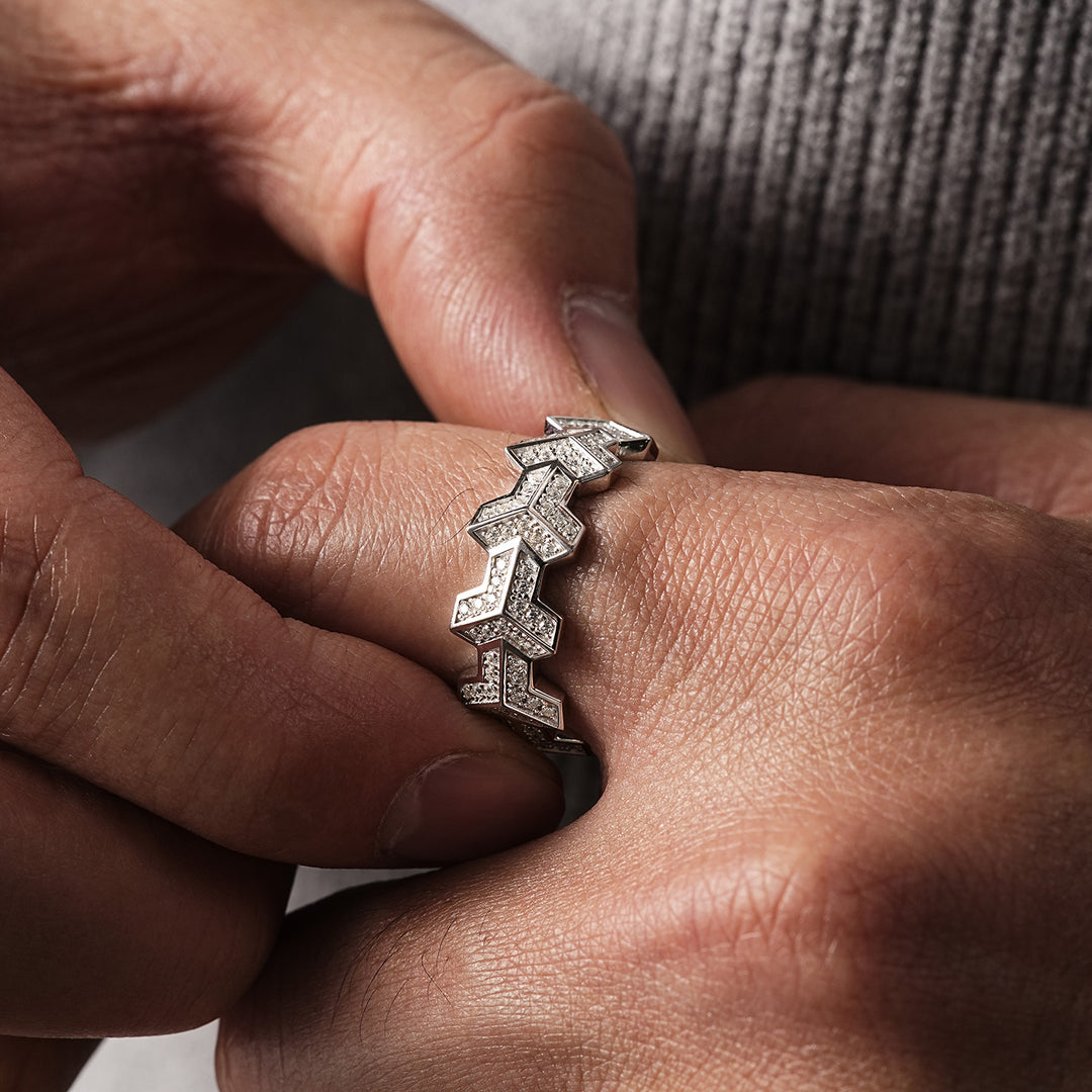 Bursted Ice Single Row Armor Ring