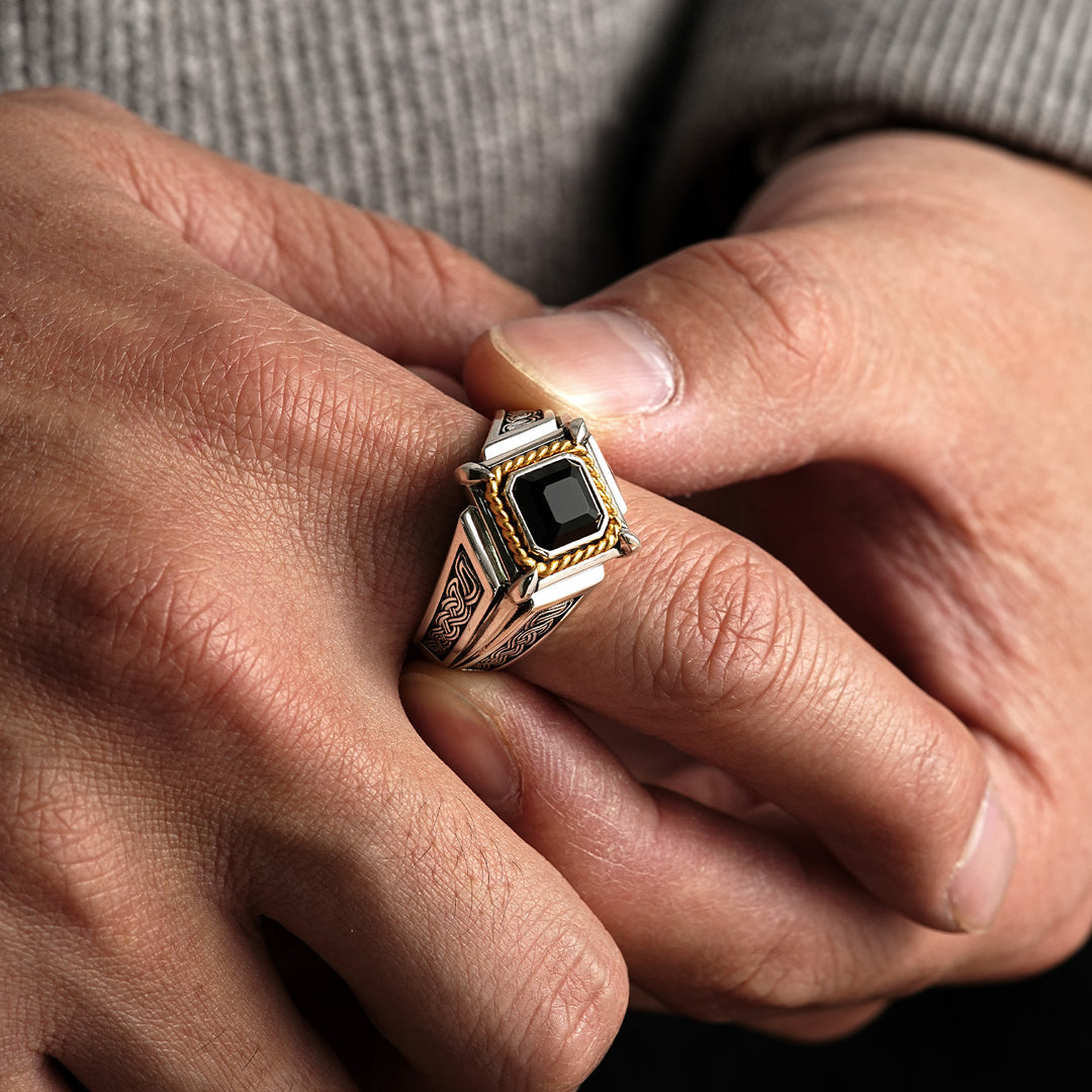 Vintage Empire Black Onyx Signet Ring