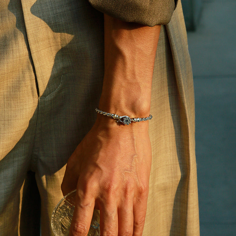 #color_oxidized-silver