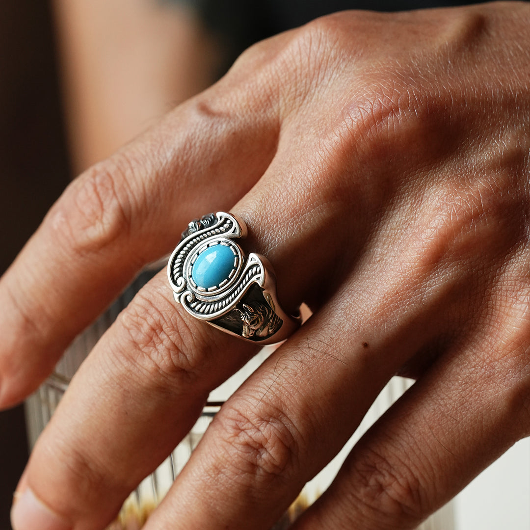 Vintage Horseshoe Turquoise Ring