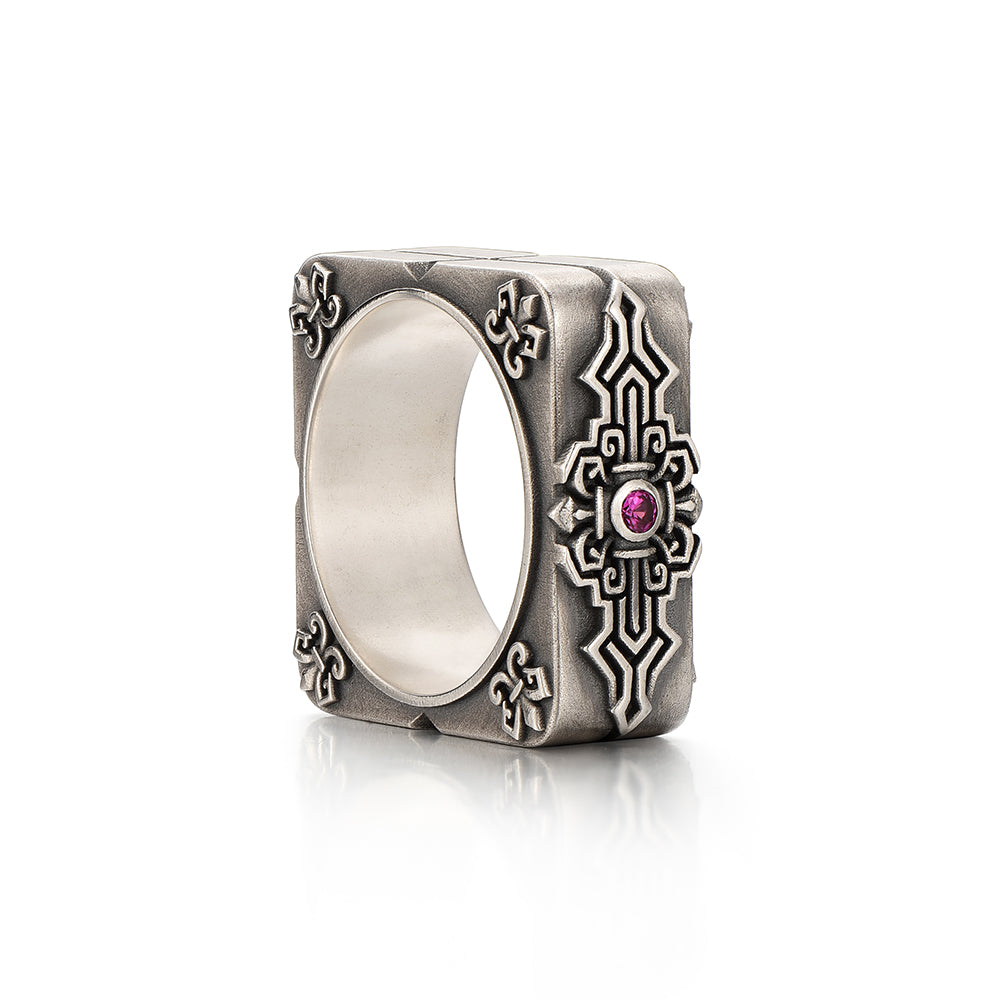 Vintage Ruby Square Emblem Ring Band