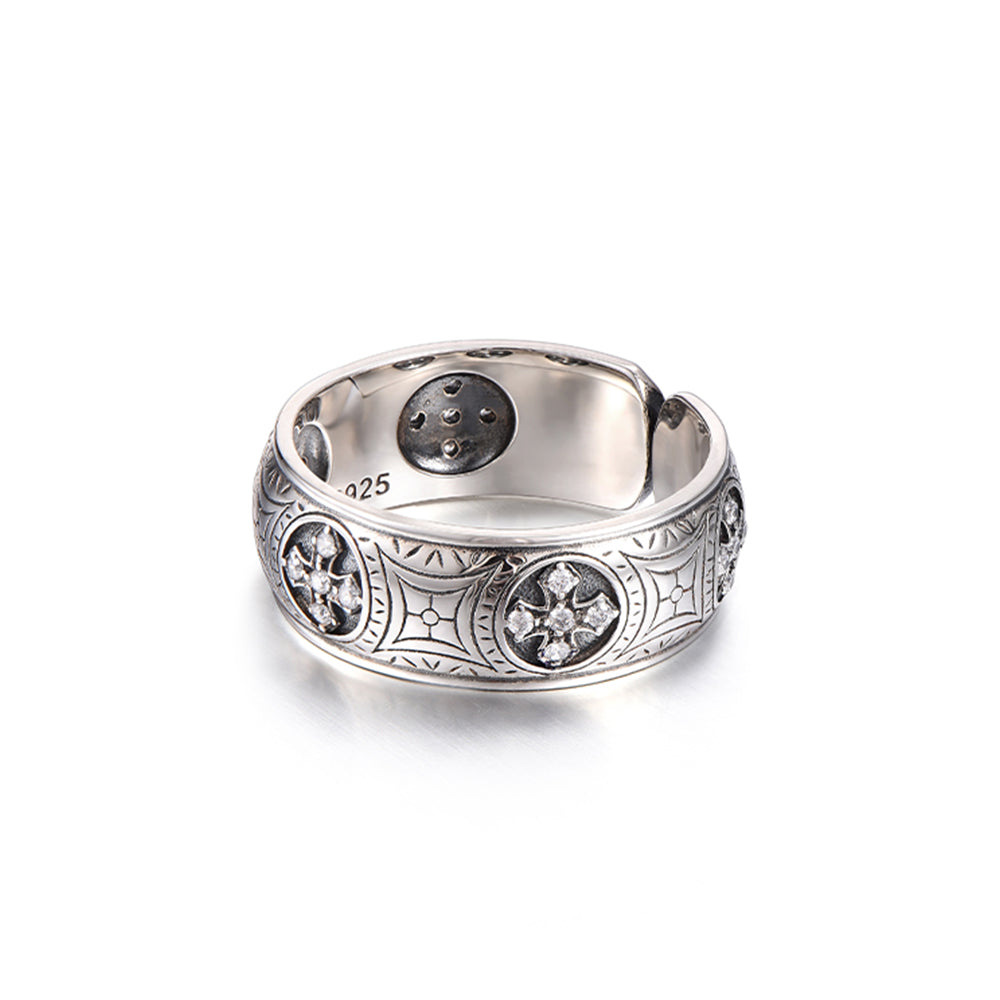 Iced Bottony Cross Ring Band