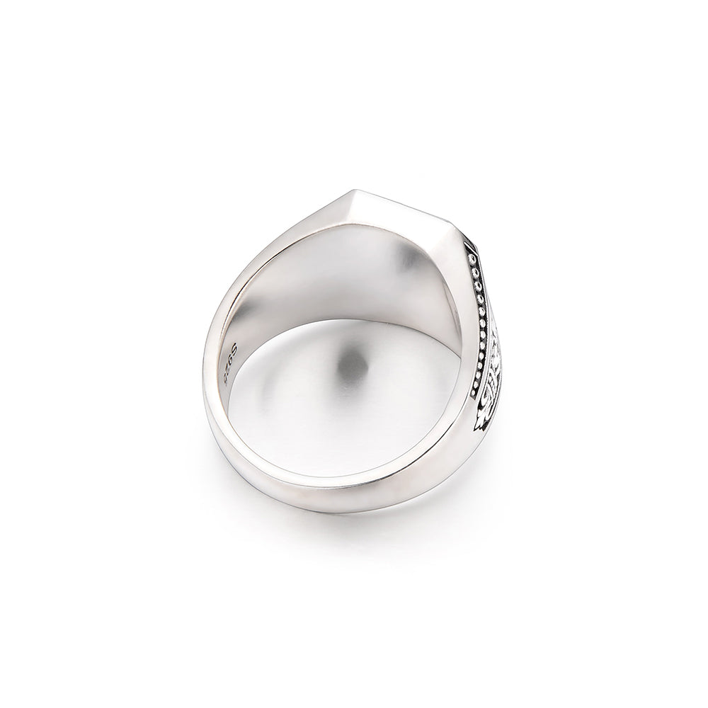 Vintage House of Dragon Black Onyx Signet Ring