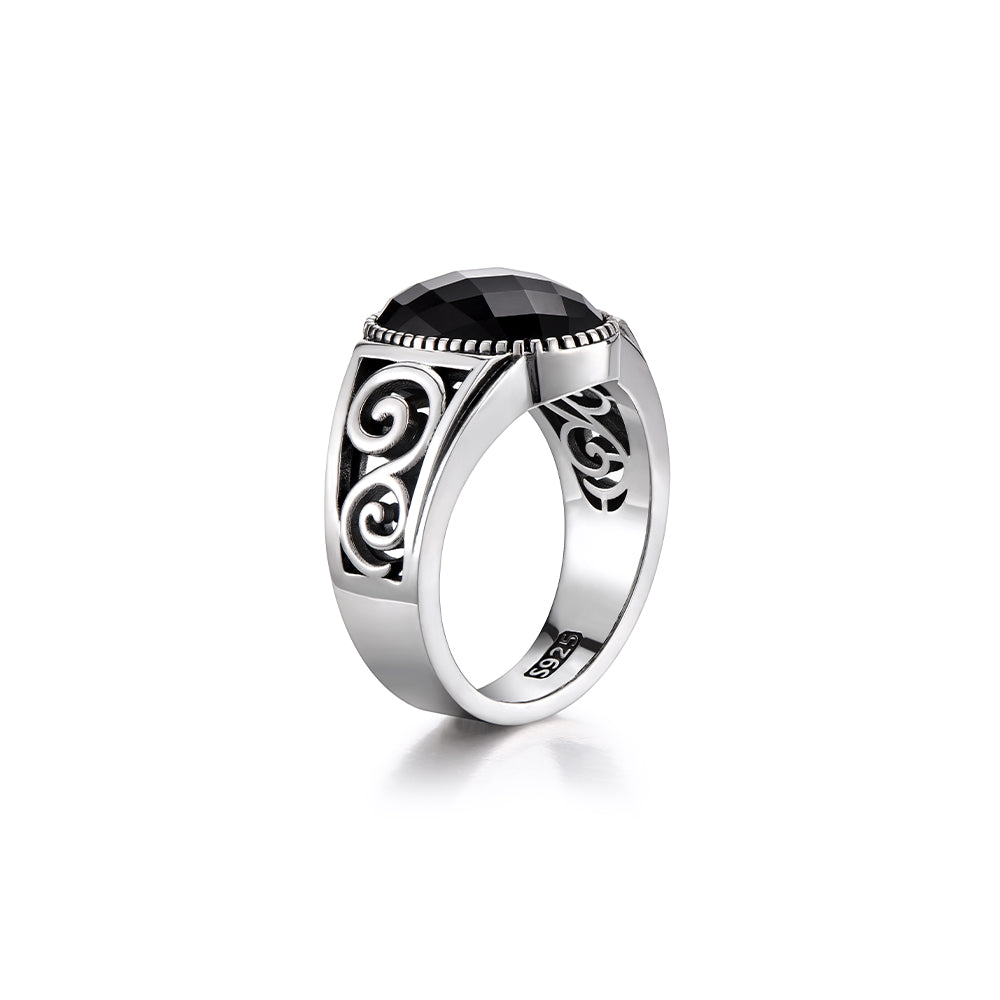 Vintage Oval Black Onyx Signet Ring