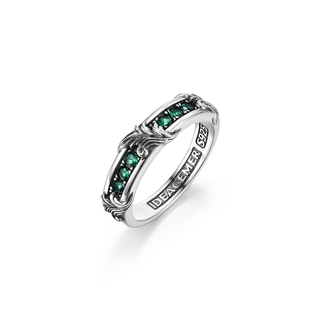 Vintage Emerald Arabesque Ring Band