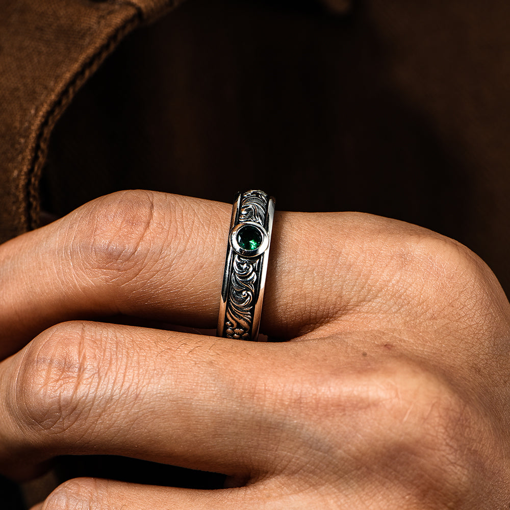 Vintage Gemstone Hedera Ring