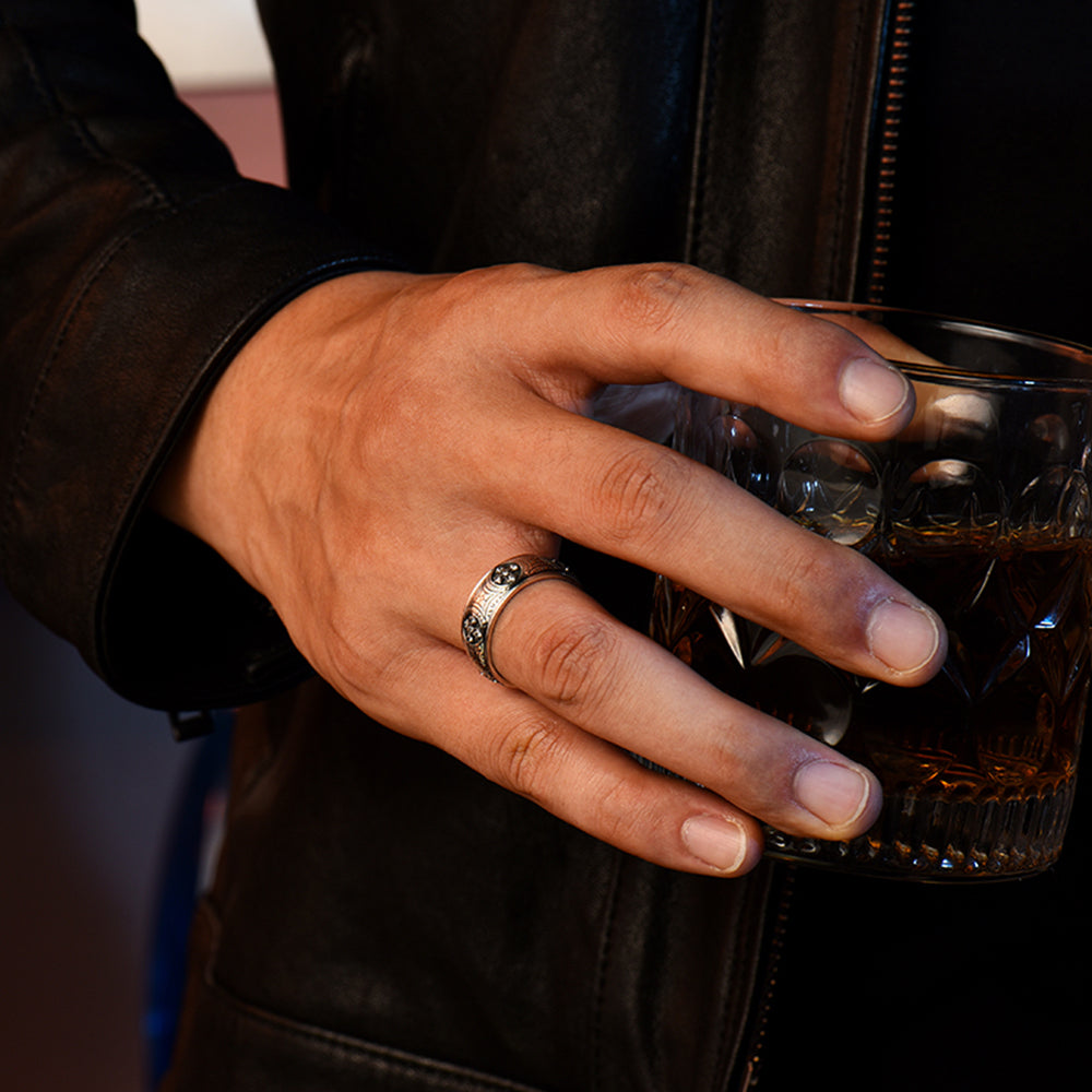 Iced Bottony Cross Ring Band