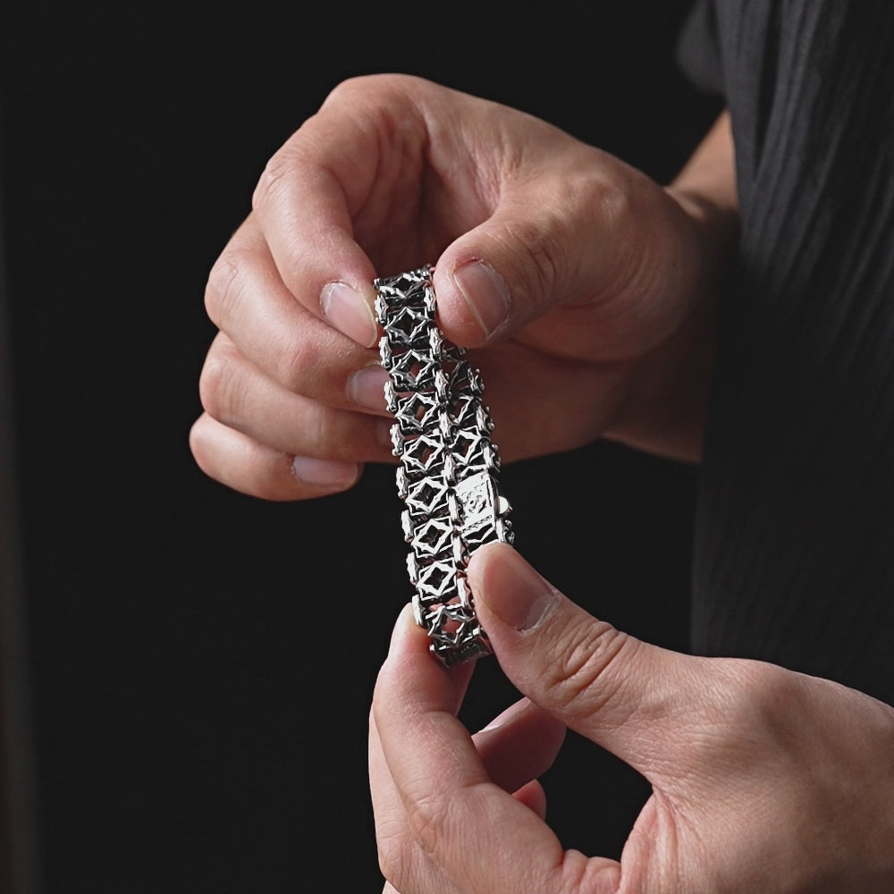 Vintage Four Pointed Star Link Chain Bracelet
