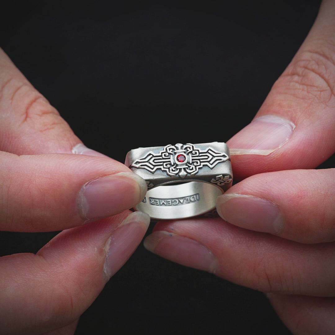 Vintage Ruby Square Emblem Ring Band