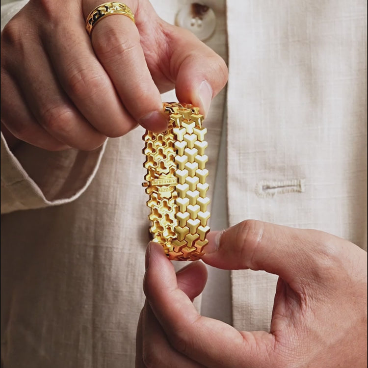 #color_yellow-gold