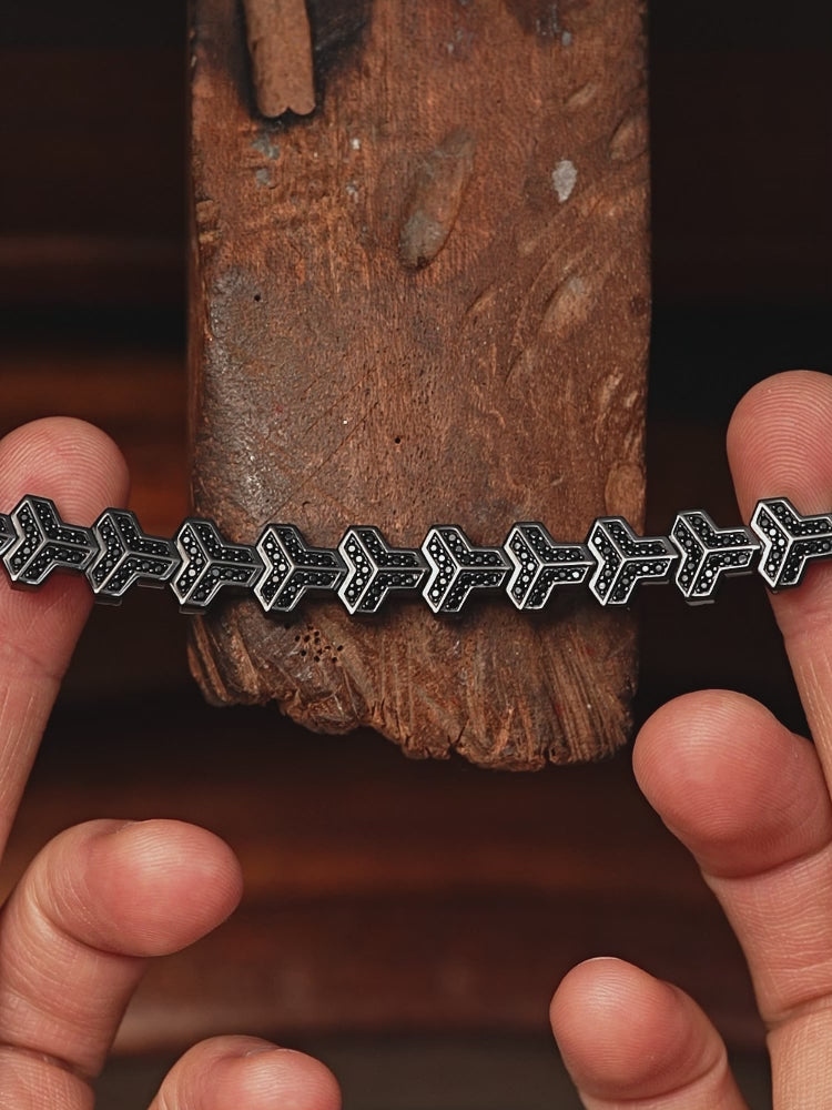 Black Gold Single Row Armor Bracelet (New Type)